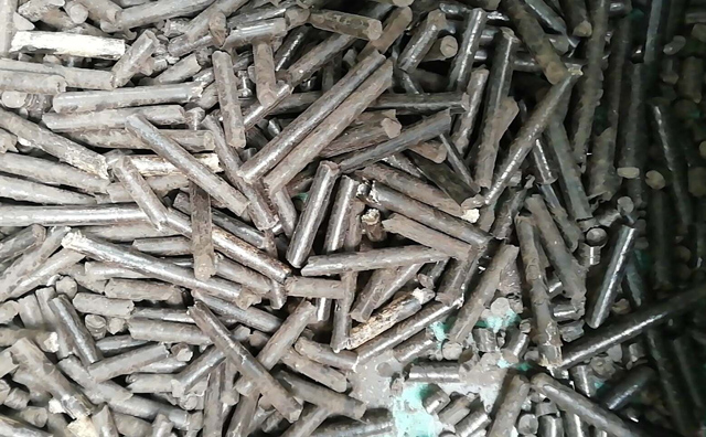 生物質香蕉视频毛片械加工的羊糞顆粒燃料
